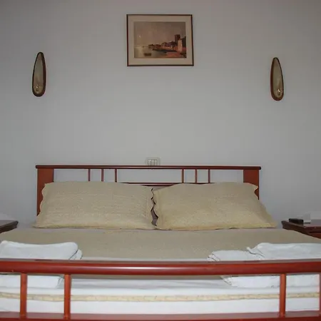 Hotel Bleta 3*