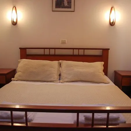 Bleta 3* Gjirokastra