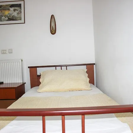 Bleta Hotel