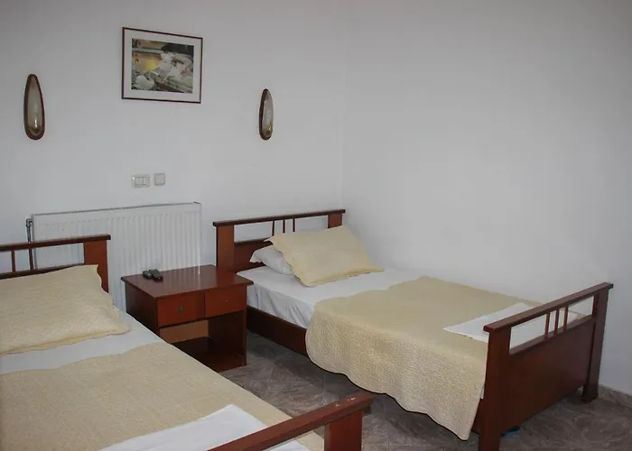 Bleta מלון Gjirokastër